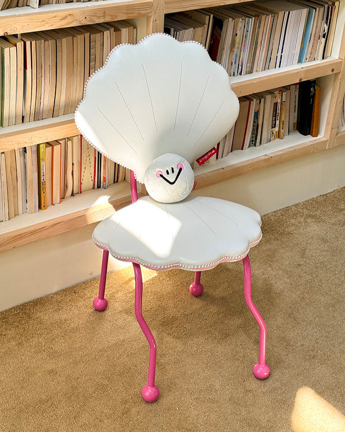 Shell Chair with Pearl Cushion