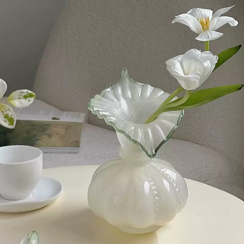 Elegant Jade Glass Flower Vase