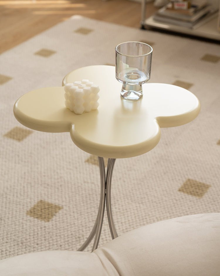 Clover Shaped Side Table - HomeinFun
