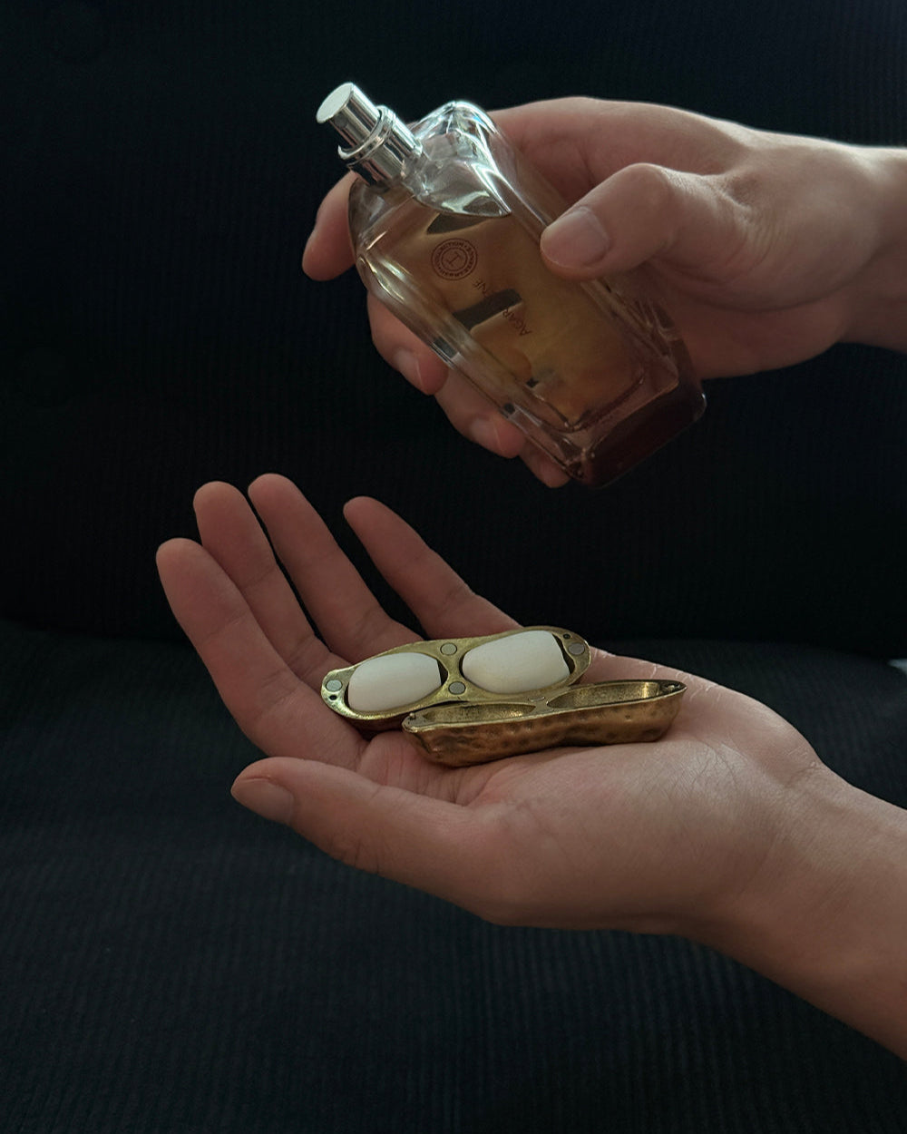 Peanut-Shaped Aroma Box