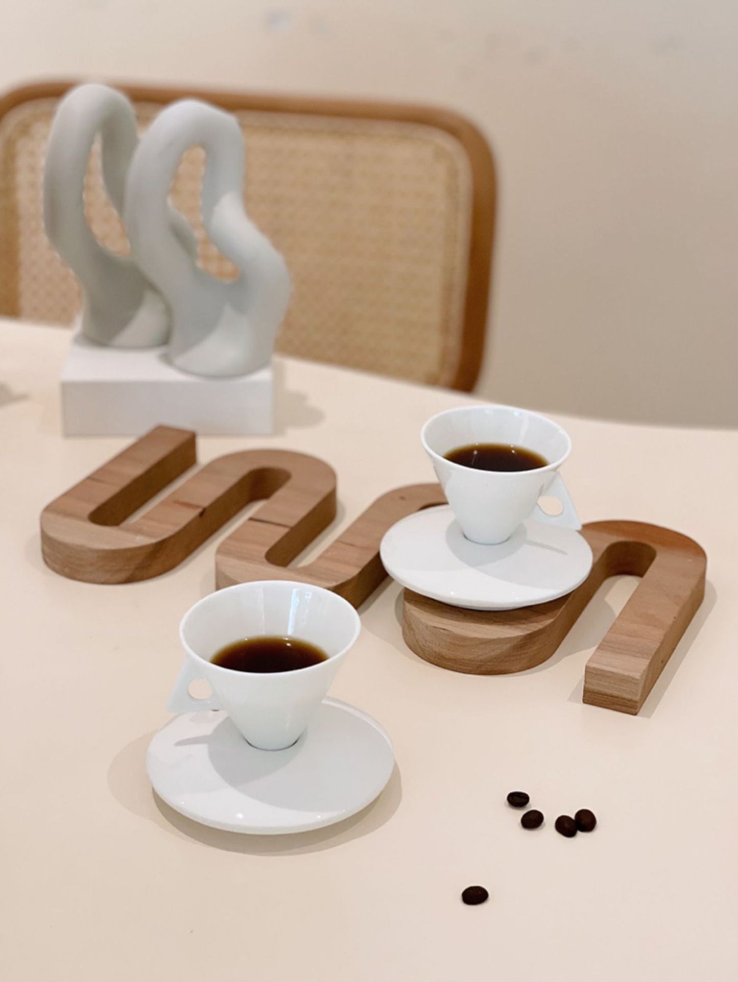 Ceramic Triangular Cup Set