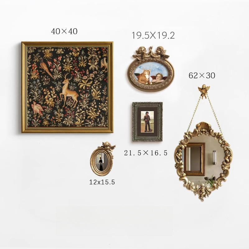 Baroque-style wall art set