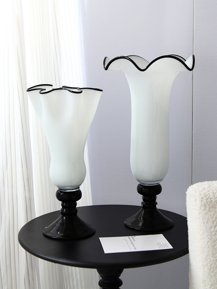 Classic Black n White Flower Vase