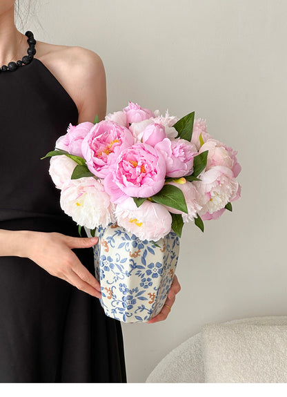 Elegant Porcelain Vase Decor