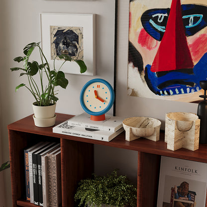 Creative Retro Table Clock