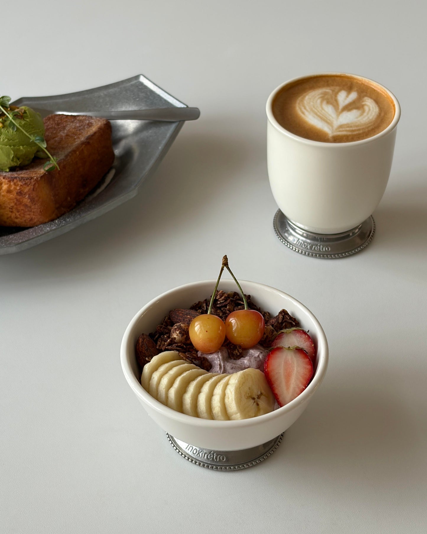 Silver Base Tableware Collection