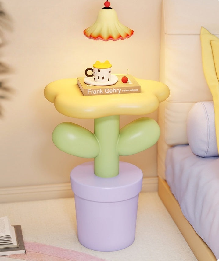 Timeless Tulip Side Table