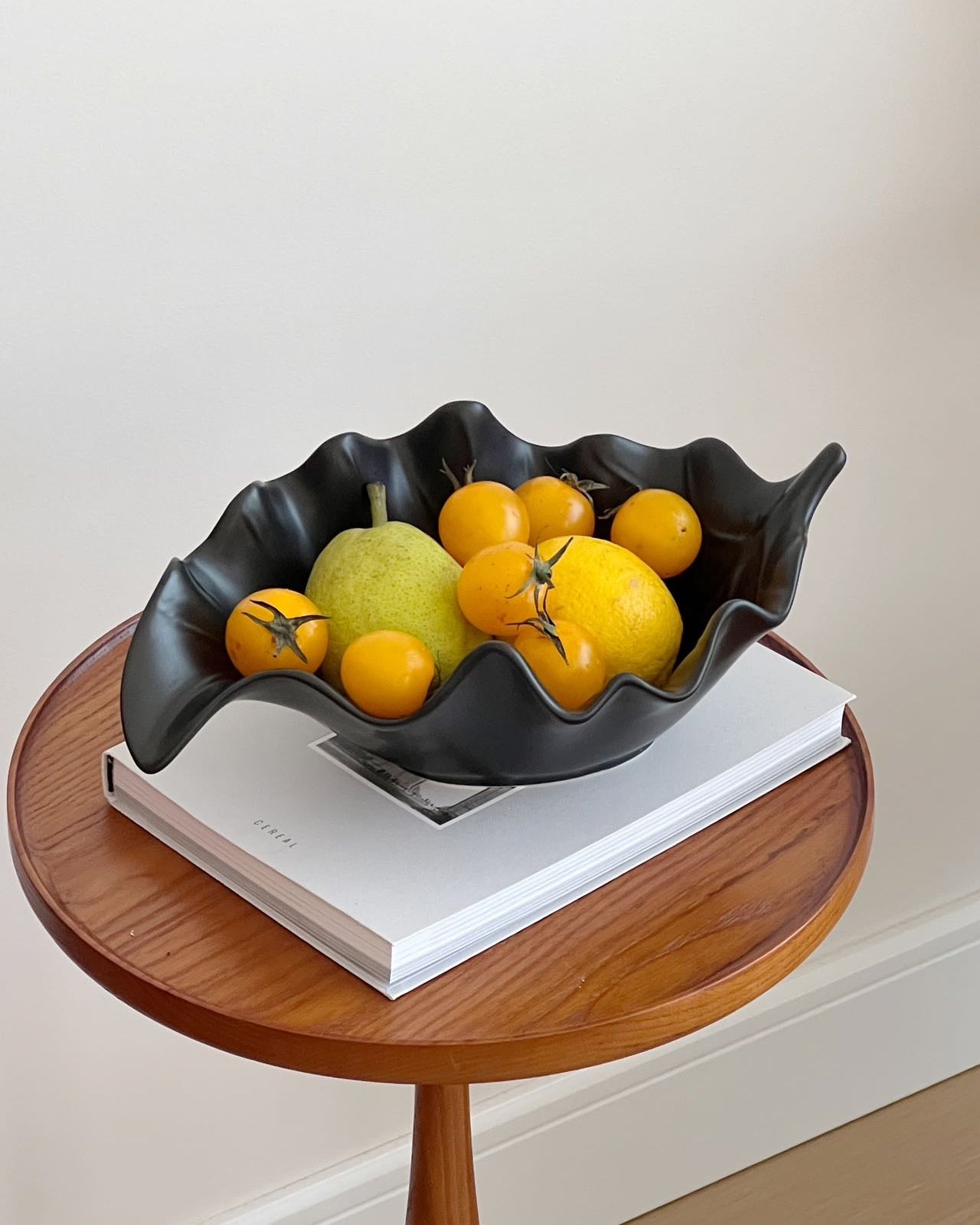 Ripple Leaf Ceramic Tray