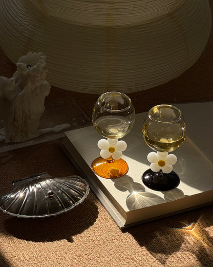 Daisy Bloom Stem Glass