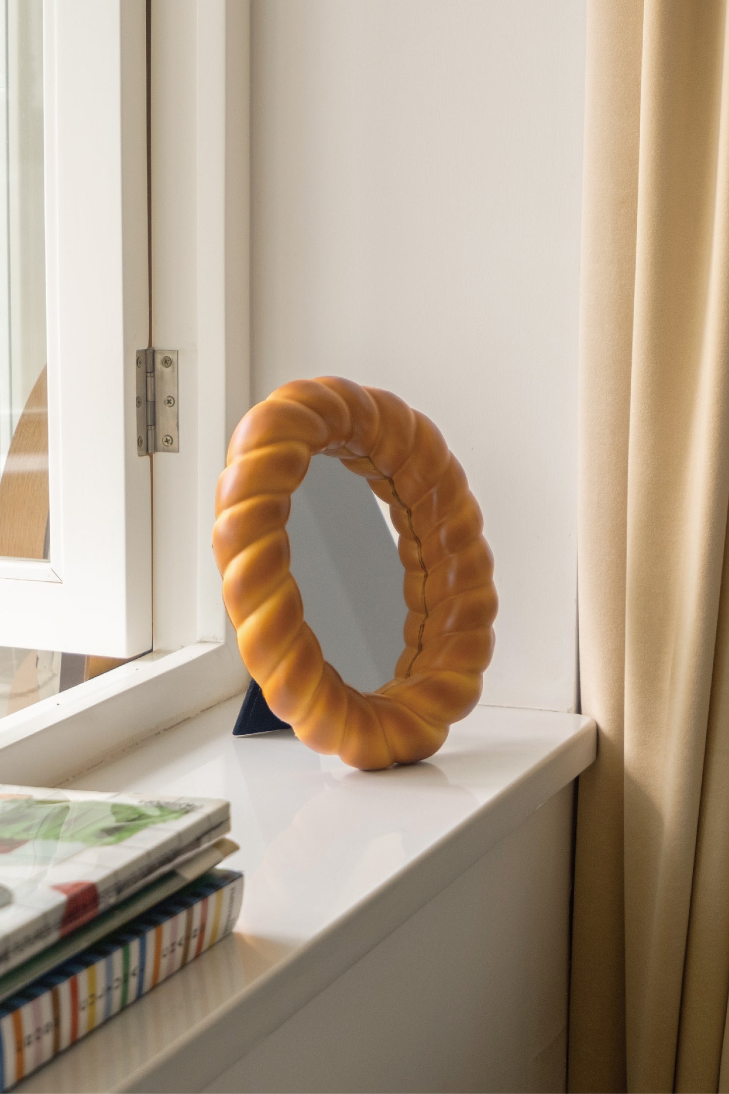 Creative Bread Mirror