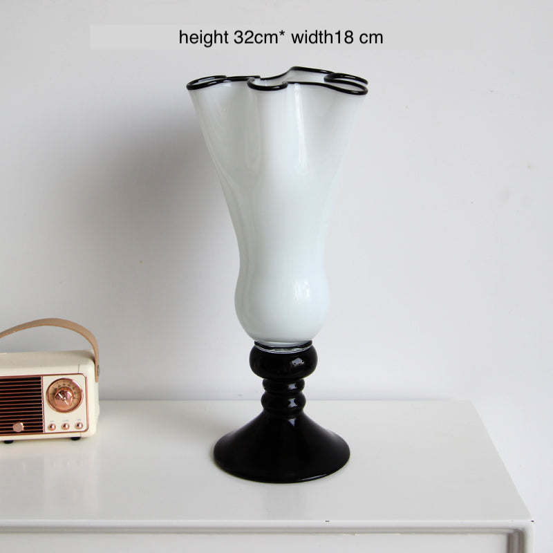 Classic Black n White Flower Vase