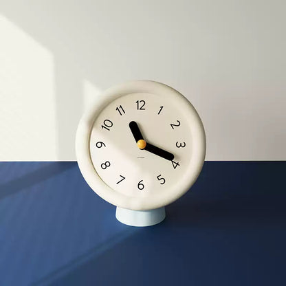 Creative Retro Table Clock