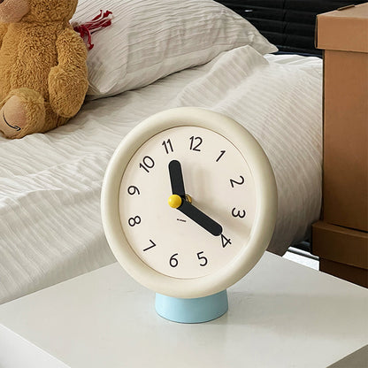 Creative Retro Table Clock