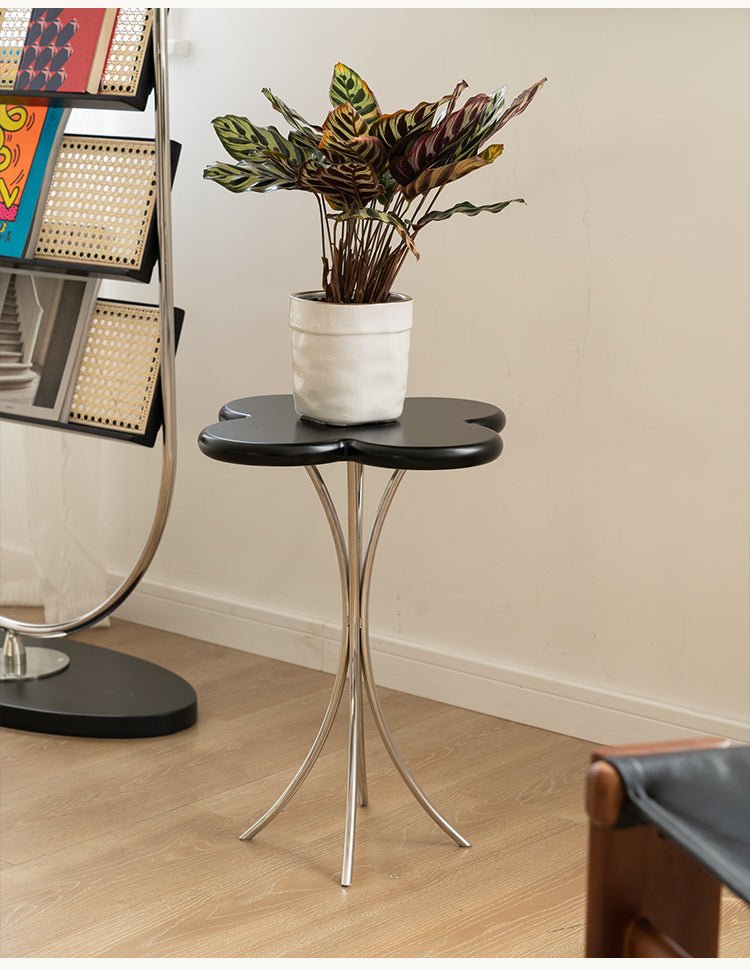 Clover Shaped Side Table - HomeinFun