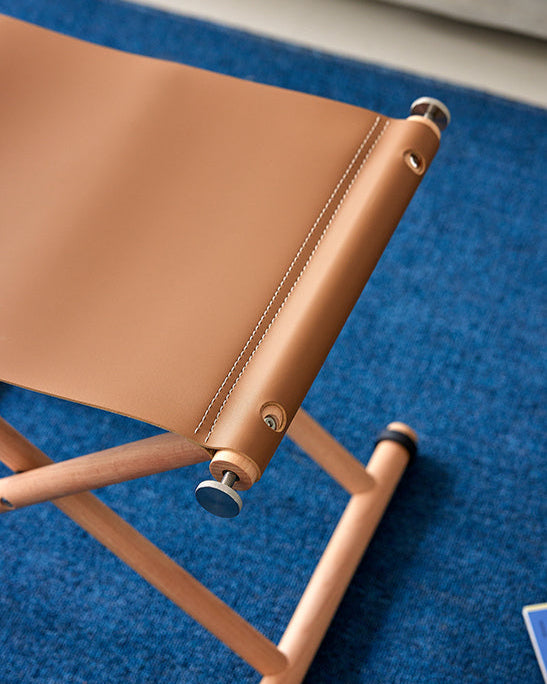 Foldable Modernist Side Table