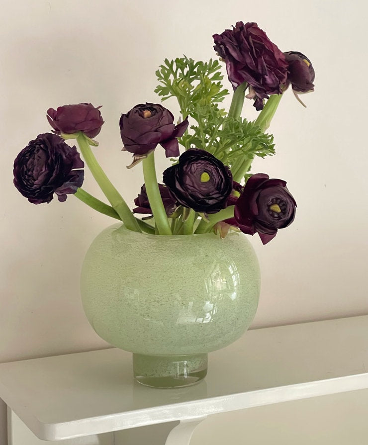 Green Round Glass Flower Vase