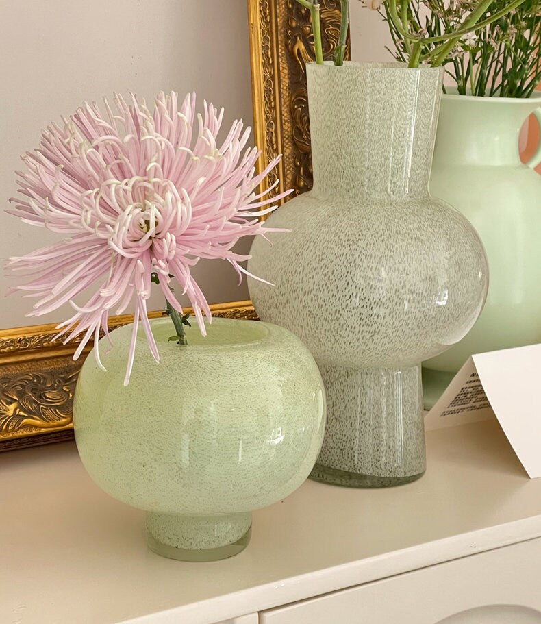 Green Round Glass Flower Vase