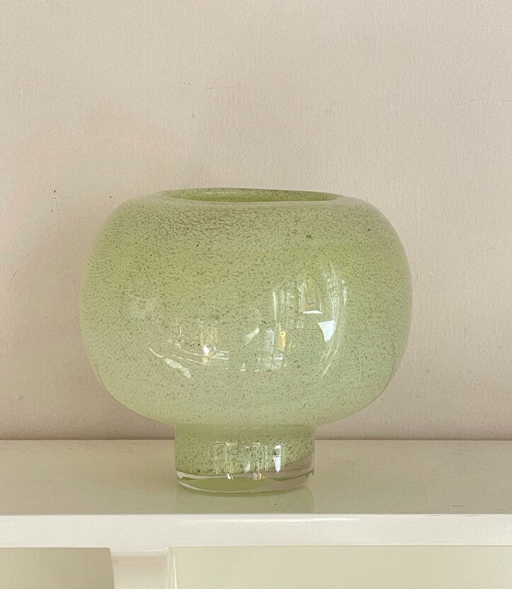 Green Round Glass Flower Vase