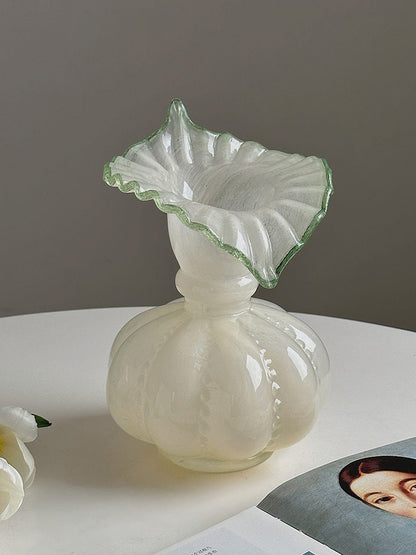 Elegant Jade Glass Flower Vase