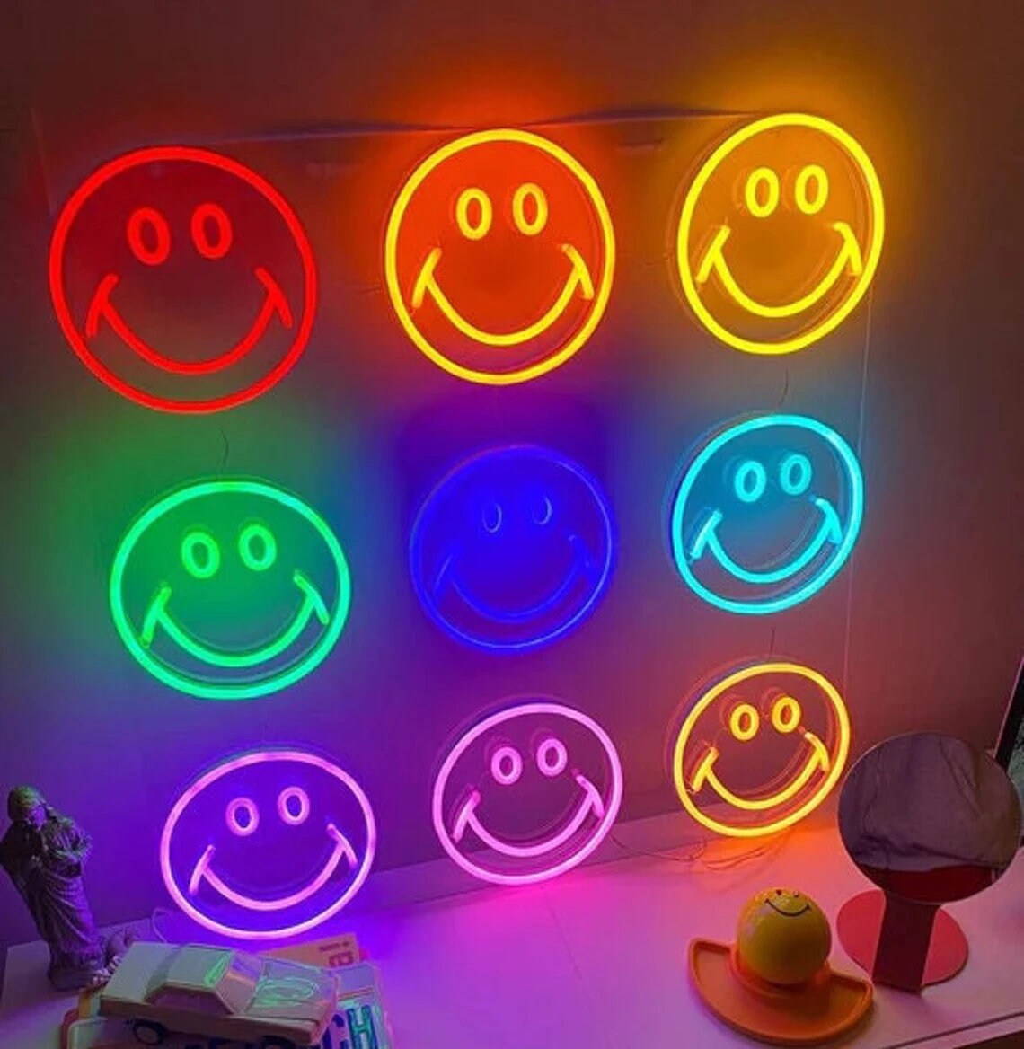 Smile Face 15" Led Neon Sign